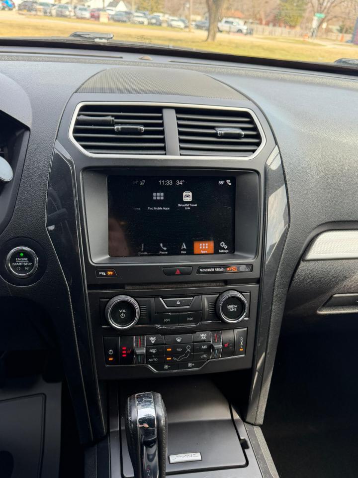 Ford Explorer XLT 4WD 2017