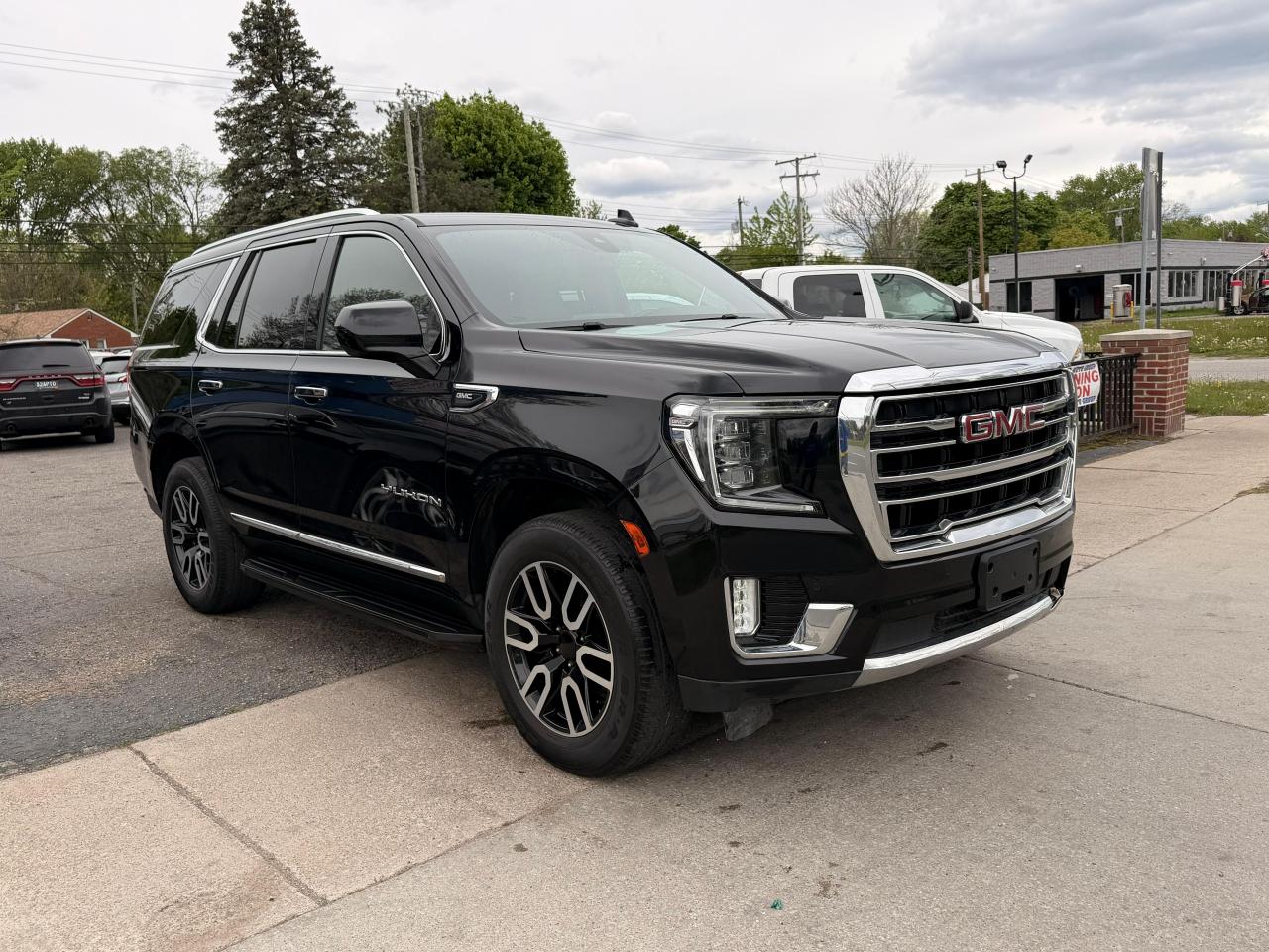 GMC Yukon SLT 4WD 2021