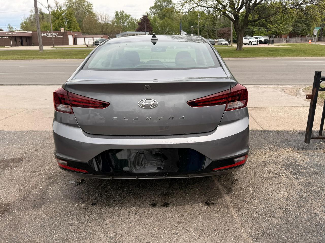 Hyundai Elantra Limited 2019