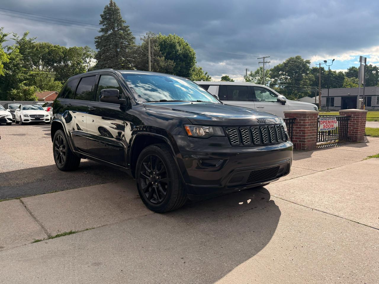 Jeep Grand Cherokee Laredo 4WD 2017