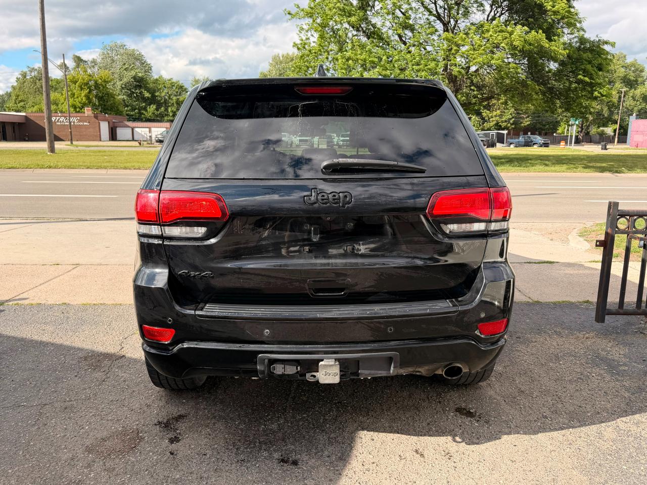 Jeep Grand Cherokee Laredo 4WD 2017
