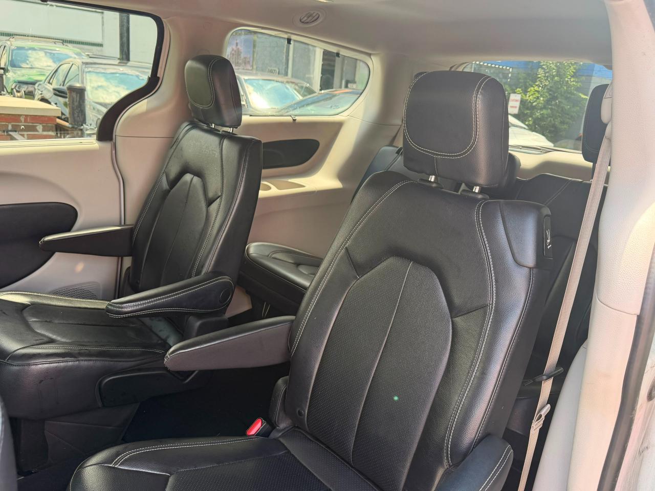 Chrysler Pacifica Touring-L 2022