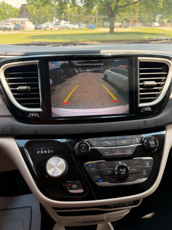 Chrysler Pacifica Touring-L 2022