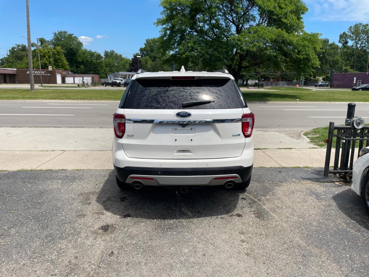 Ford Explorer XLT 4WD 2016