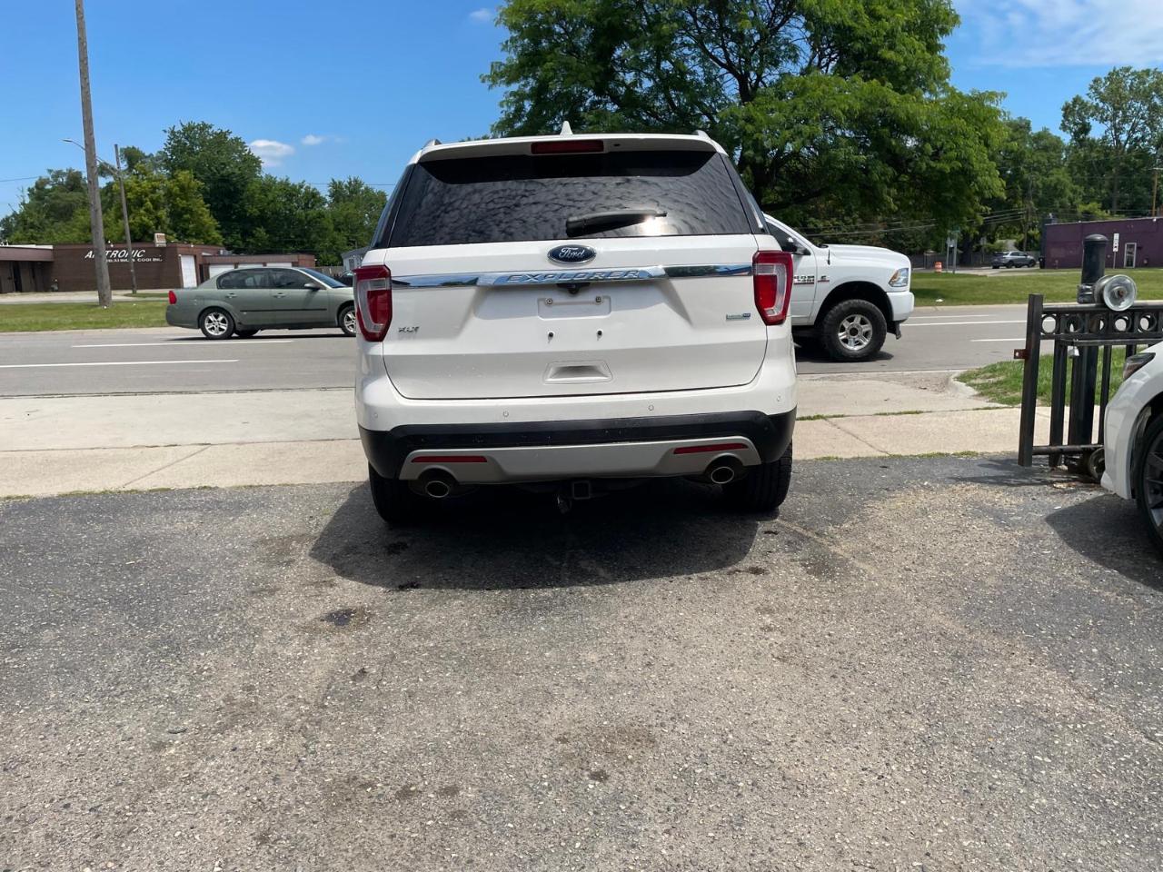 Ford Explorer XLT 4WD 2016