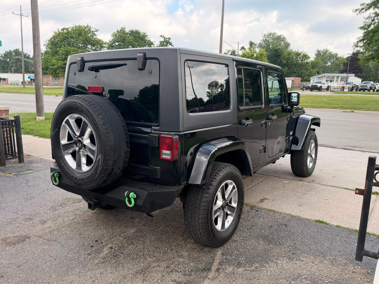 Jeep Wrangler Unlimited Sahara 4WD 2012
