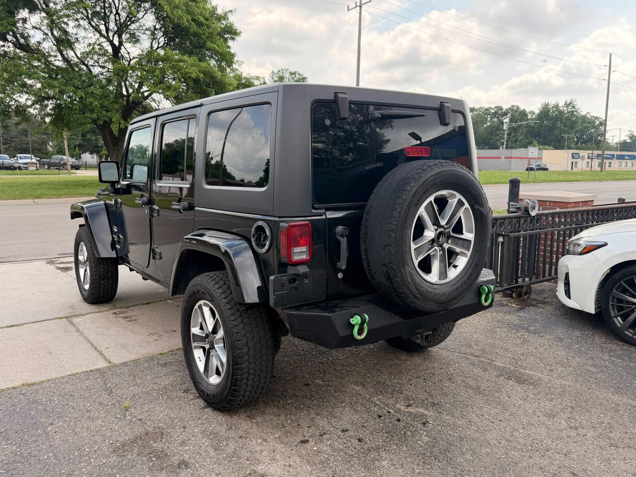 Jeep Wrangler Unlimited Sahara 4WD 2012
