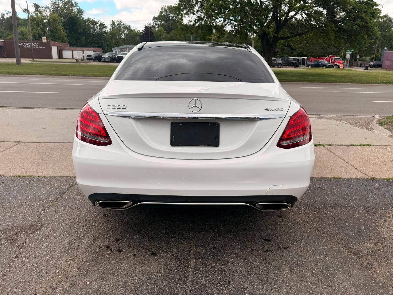 Mercedes-Benz C-Class C300 4MATIC Sedan 2016