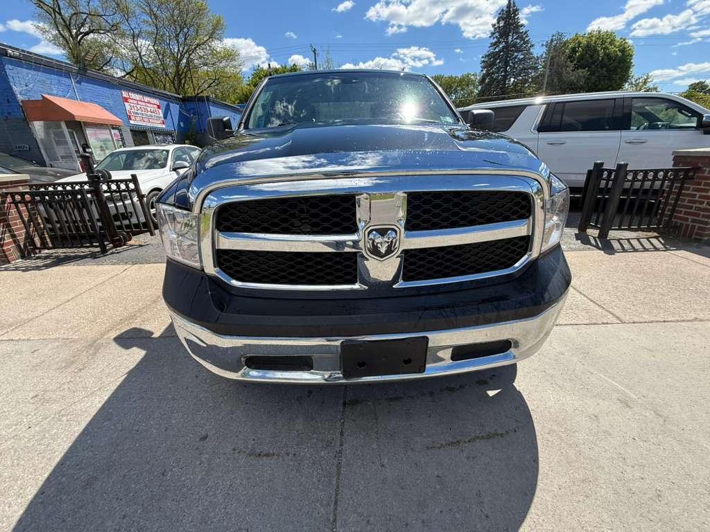 RAM 1500 Tradesman Quad Cab 4WD 2017