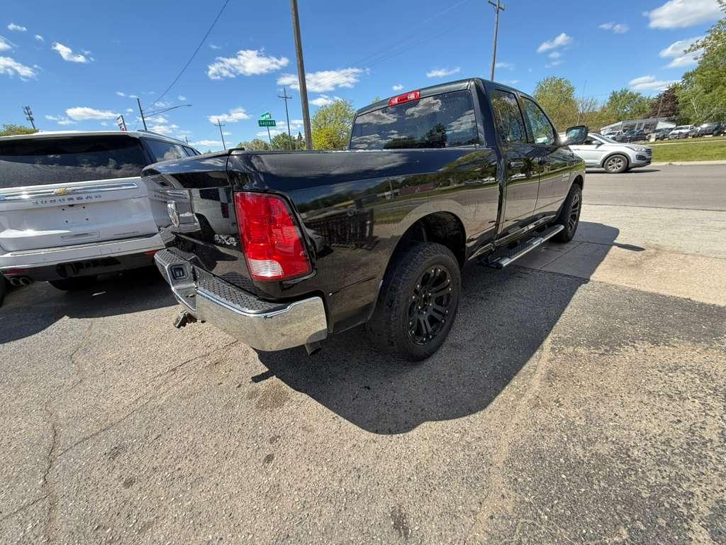 RAM 1500 Tradesman Quad Cab 4WD 2017