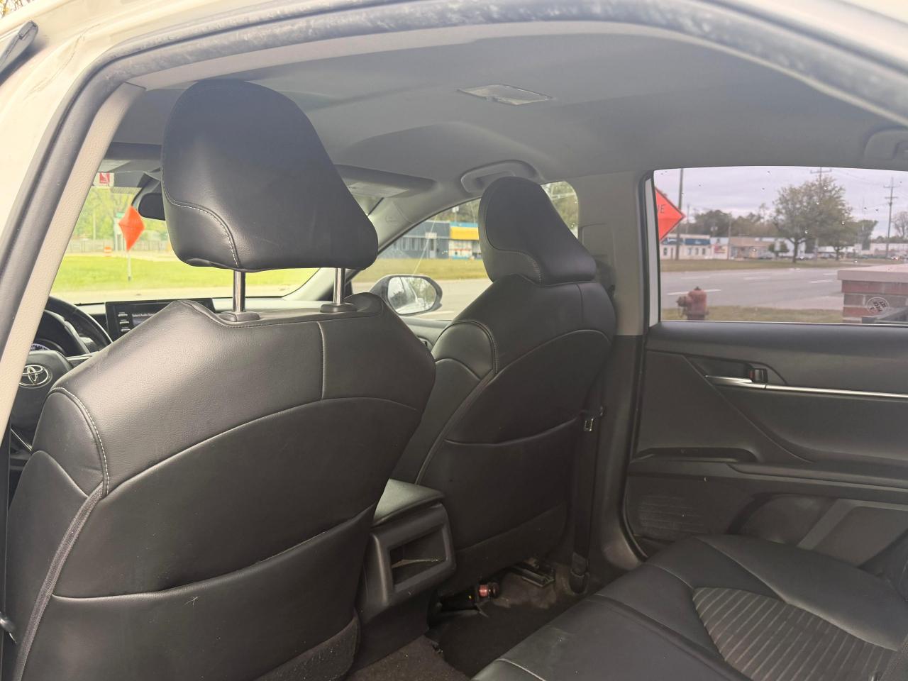 Toyota Camry SE 2021