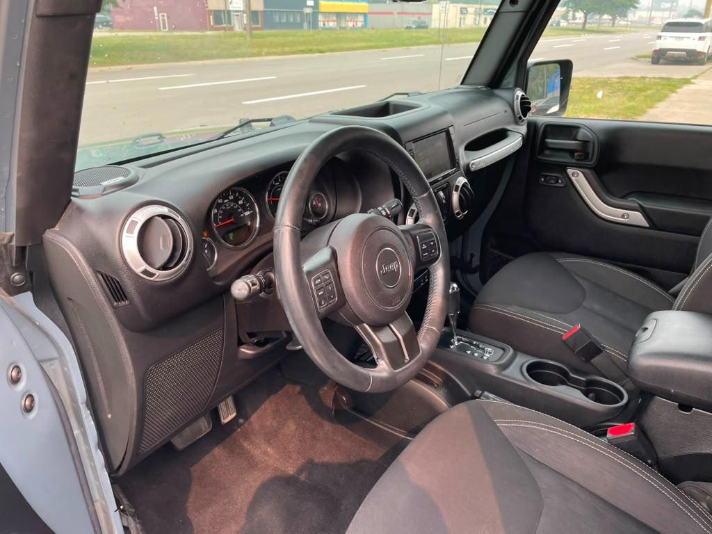 Jeep Wrangler Unlimited Sahara 4WD 2015