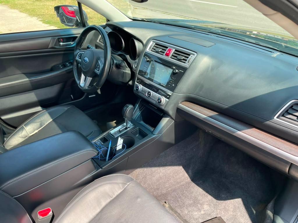 Subaru Legacy 3.6R Limited 2015