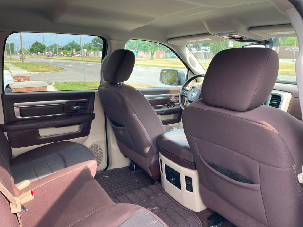 RAM 1500 SLT Crew Cab SWB 4WD 2013