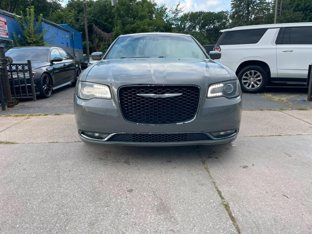 Chrysler 300 S V6 RWD 2019