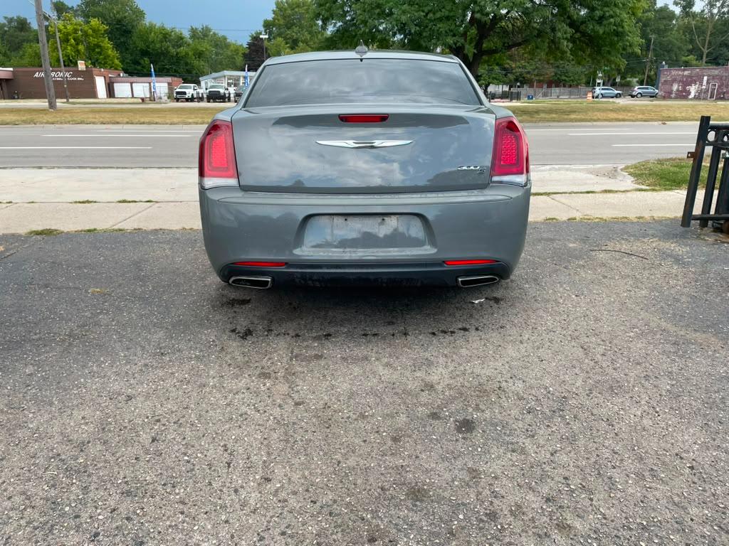 Chrysler 300 S V6 RWD 2019