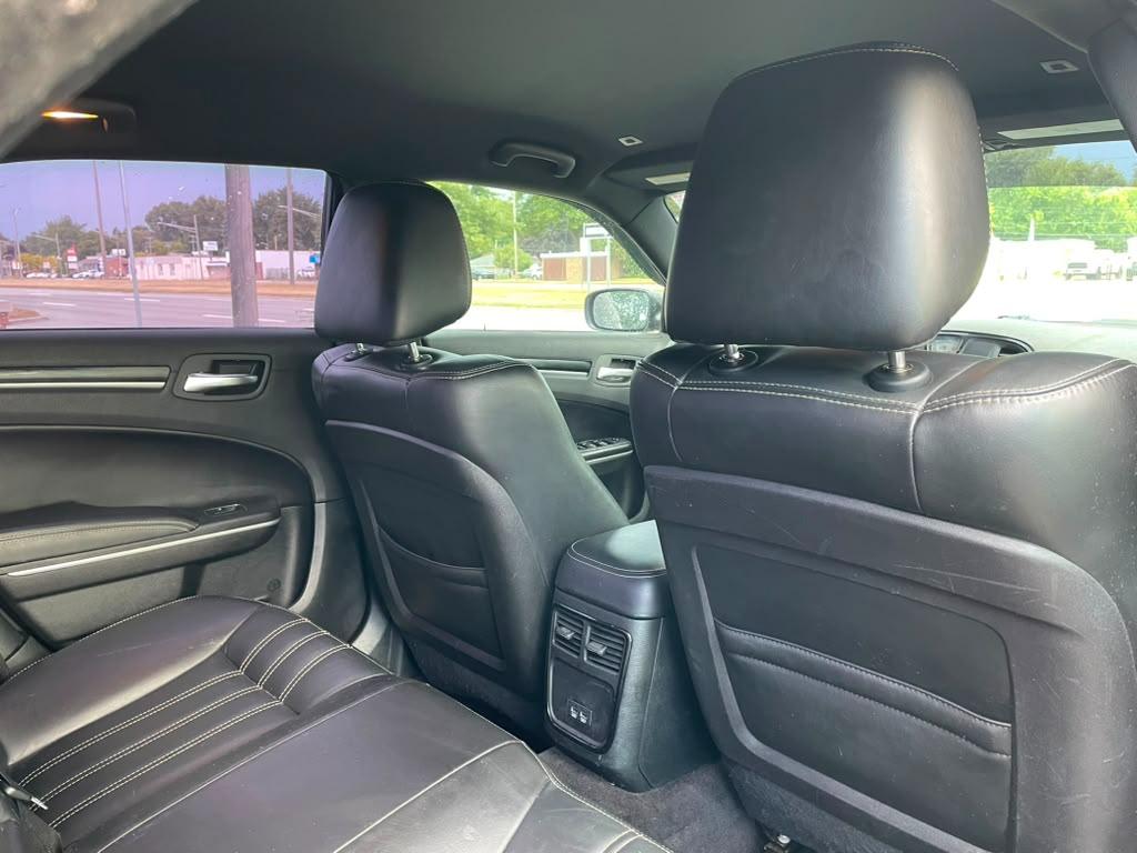 Chrysler 300 S V6 RWD 2019
