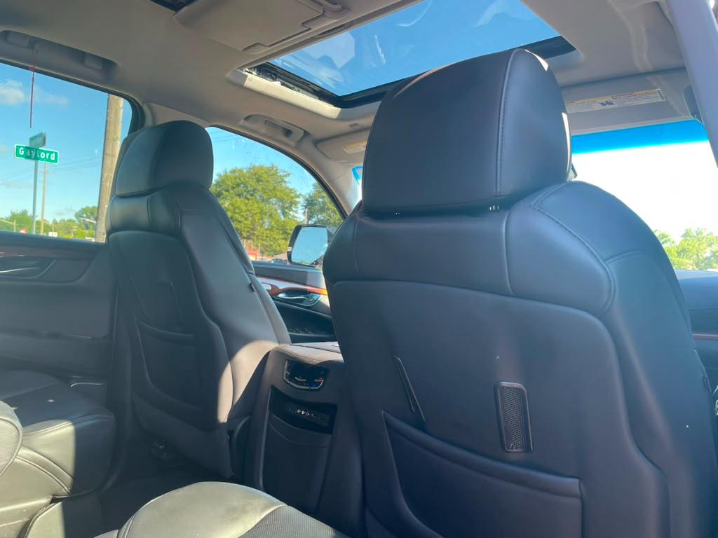 Cadillac Escalade Premium 4WD 2015