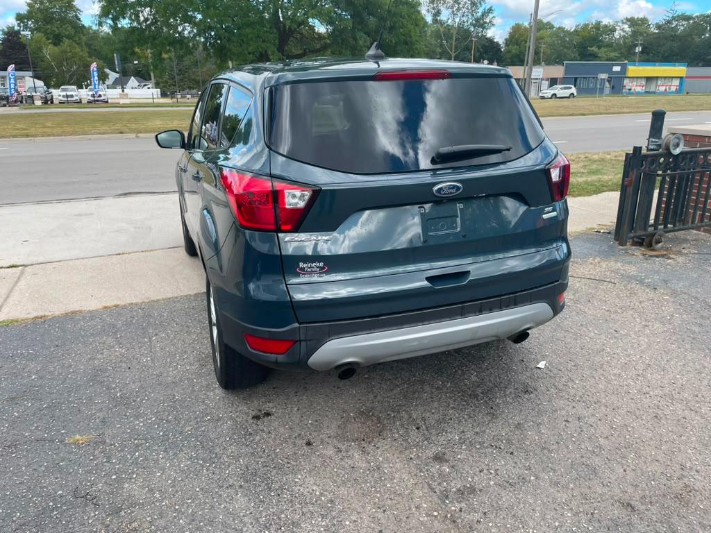 Ford Escape SE FWD 2019