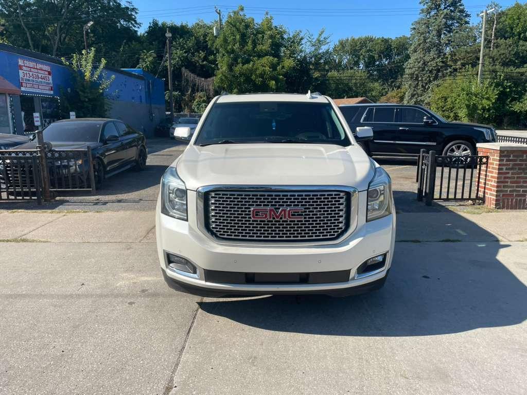 GMC Yukon Denali XL 4WD 2015