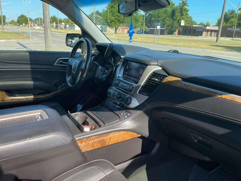 GMC Yukon Denali XL 4WD 2015