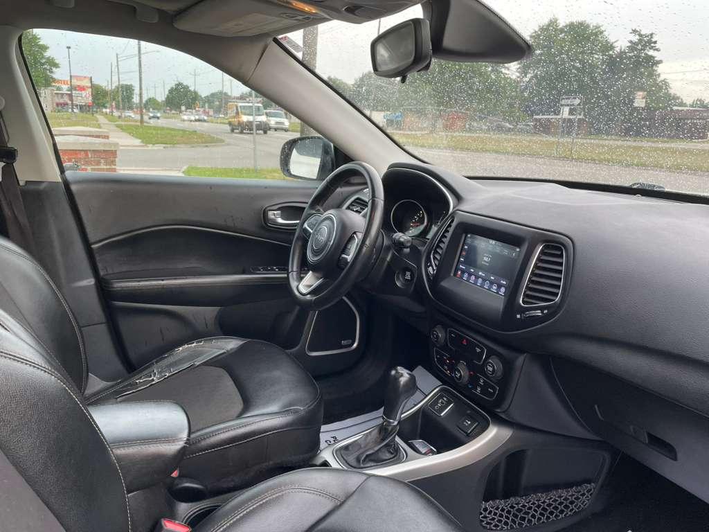 Jeep Compass Latitude FWD 2021