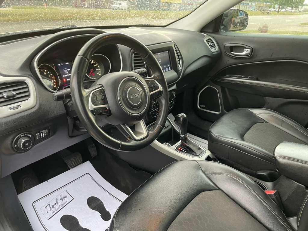 Jeep Compass Latitude FWD 2021