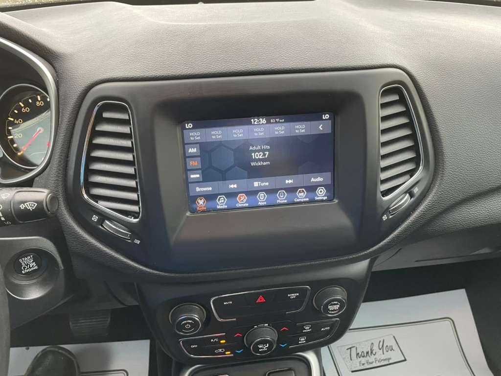 Jeep Compass Latitude FWD 2021