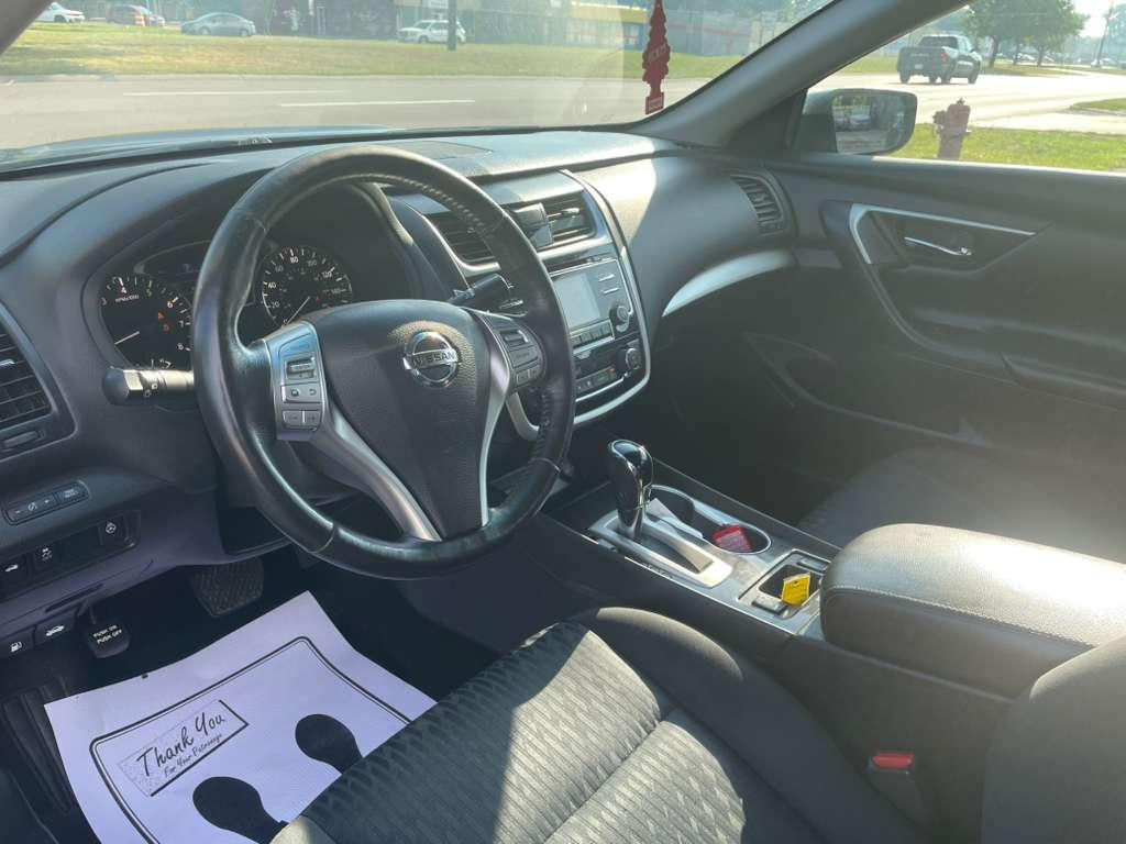 Nissan Altima 2.5 SV 2018