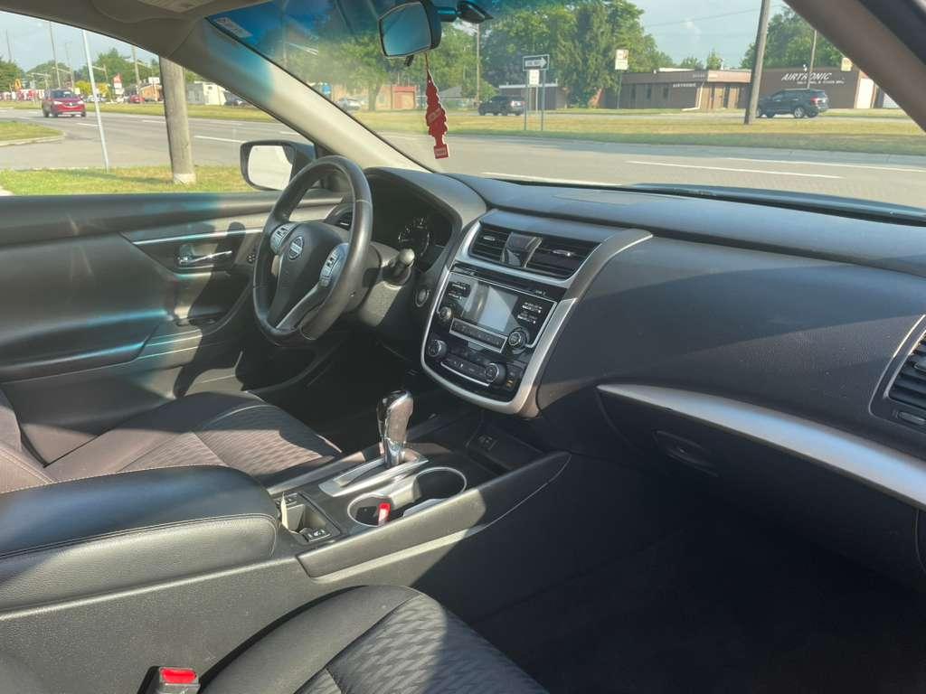 Nissan Altima 2.5 SV 2018