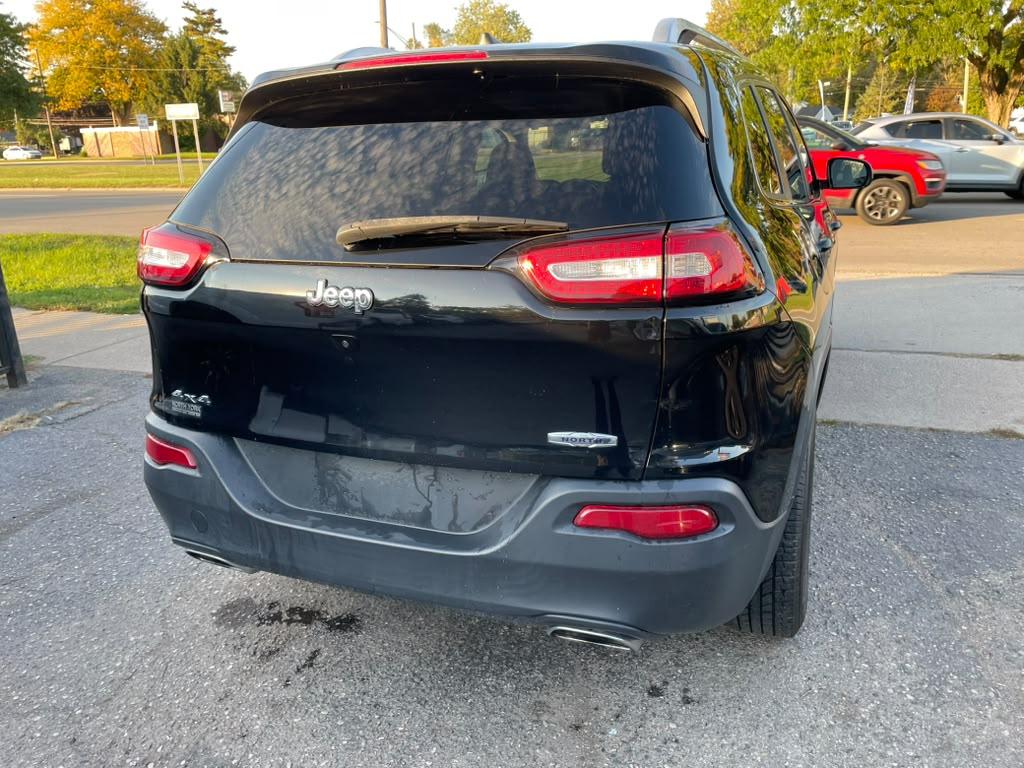 Jeep Cherokee Latitude 4WD 2017