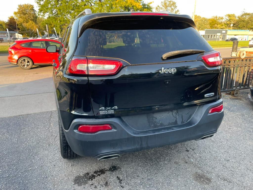 Jeep Cherokee Latitude 4WD 2017