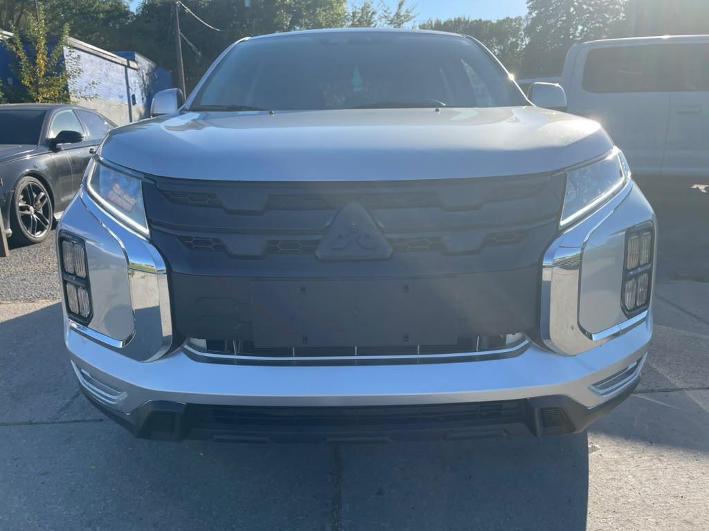 Mitsubishi Outlander Sport 2.0 ES CVT 2021