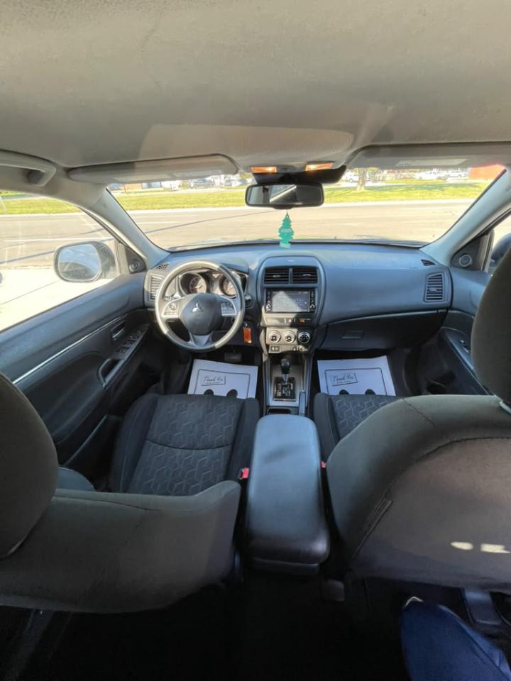 Mitsubishi Outlander Sport 2.0 ES CVT 2021