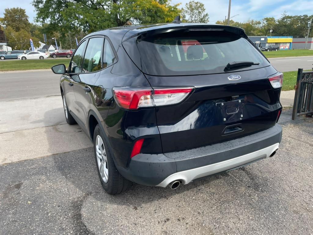 Ford Escape S 2021