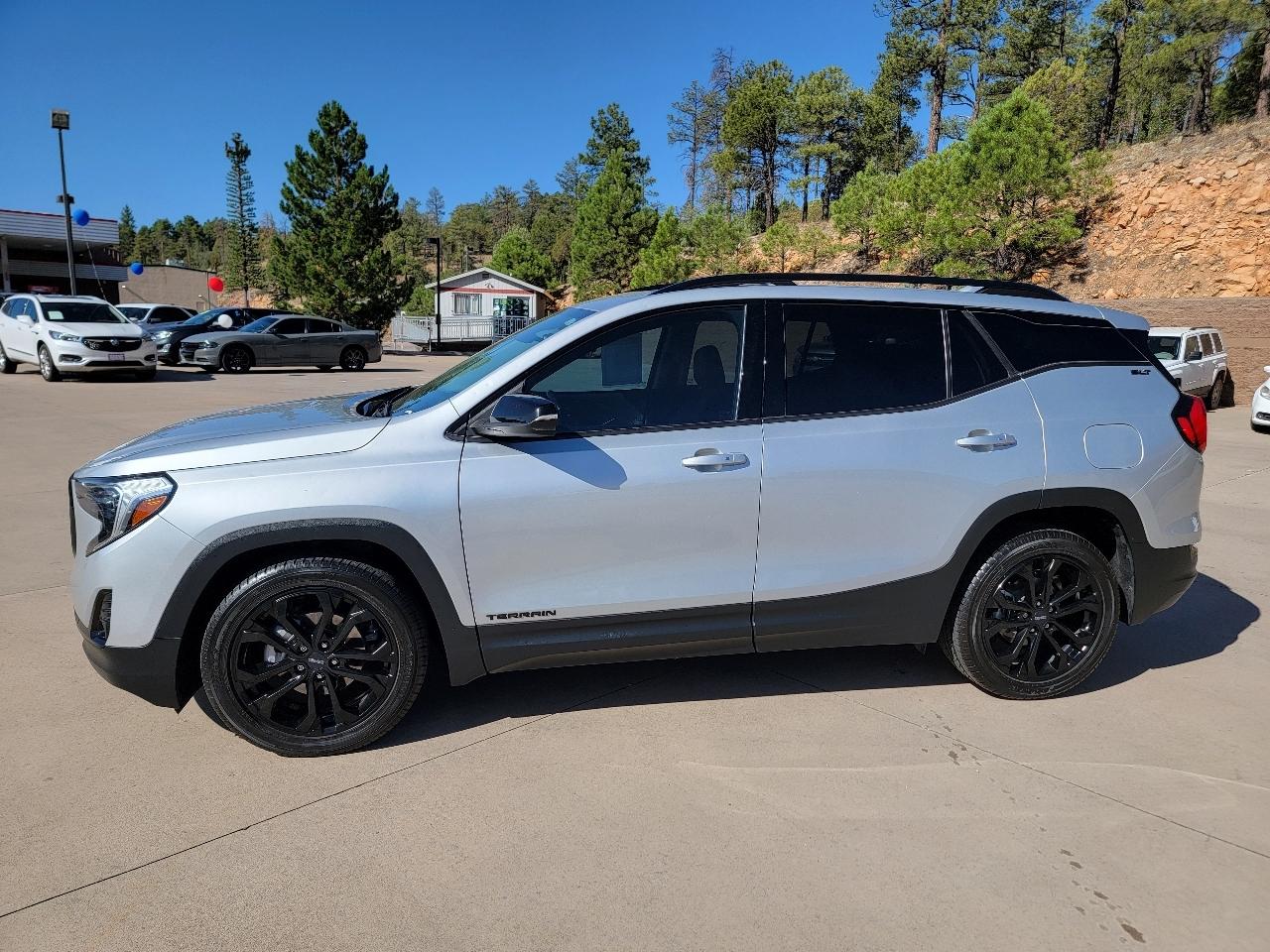 2021 GMC Terrain SLT