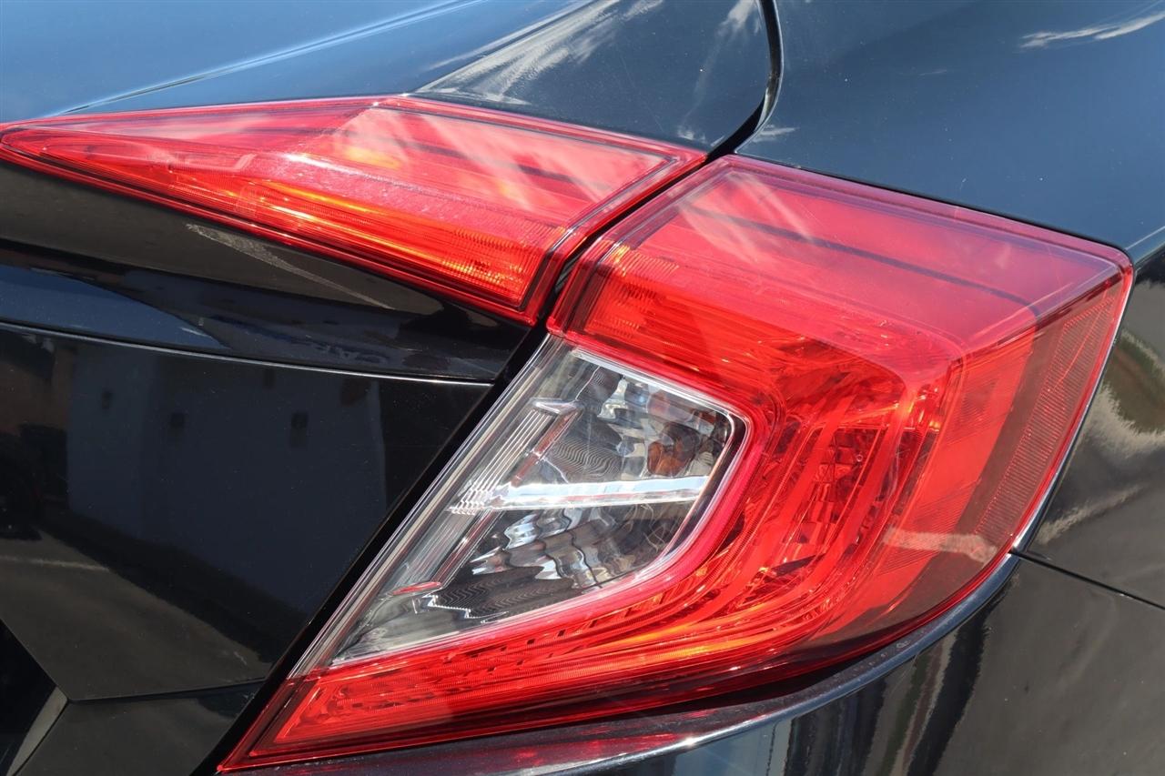 Honda Civic LX Sedan CVT 2016