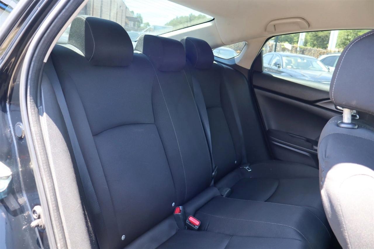 Honda Civic LX Sedan CVT 2016