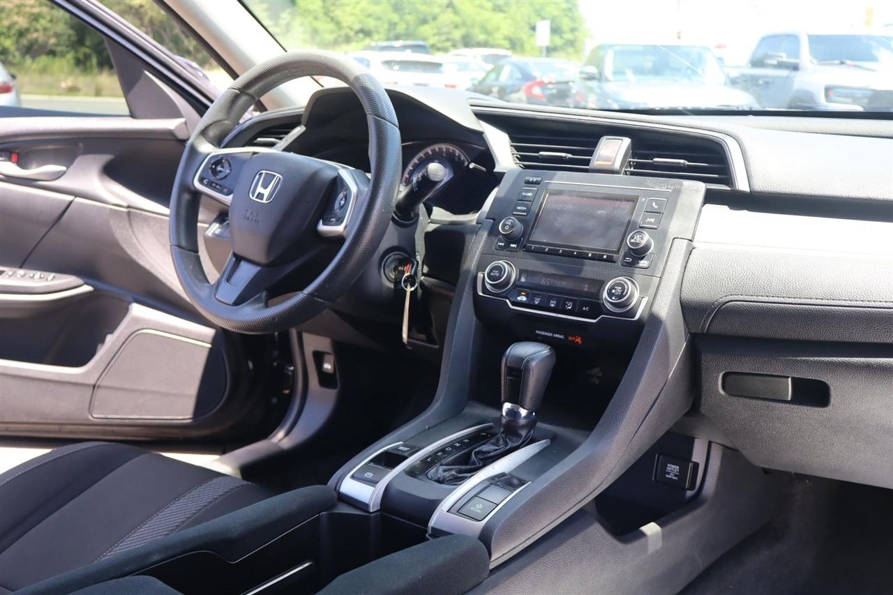 Honda Civic LX Sedan CVT 2016