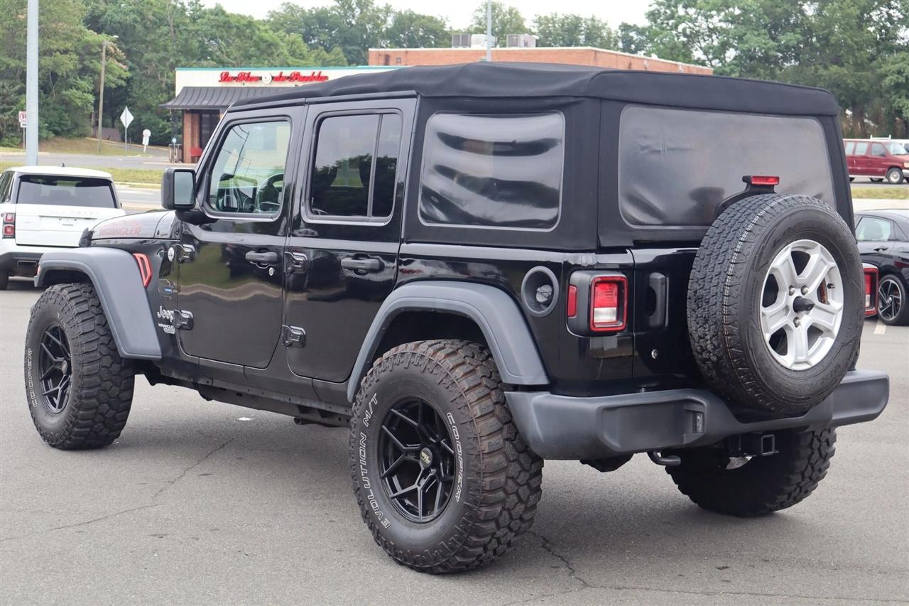 Jeep Wrangler Unlimited Sport 2018