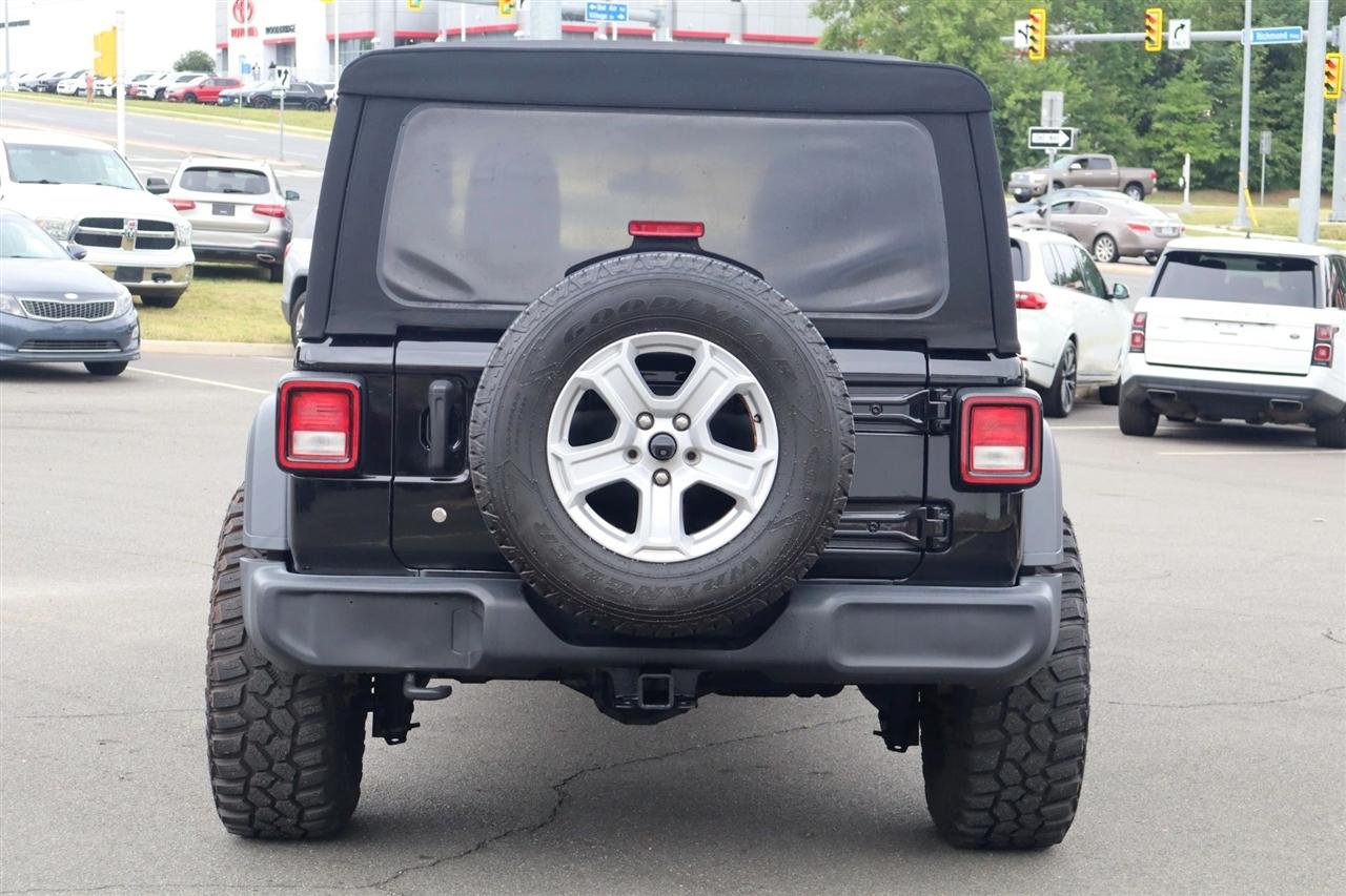 Jeep Wrangler Unlimited Sport 2018