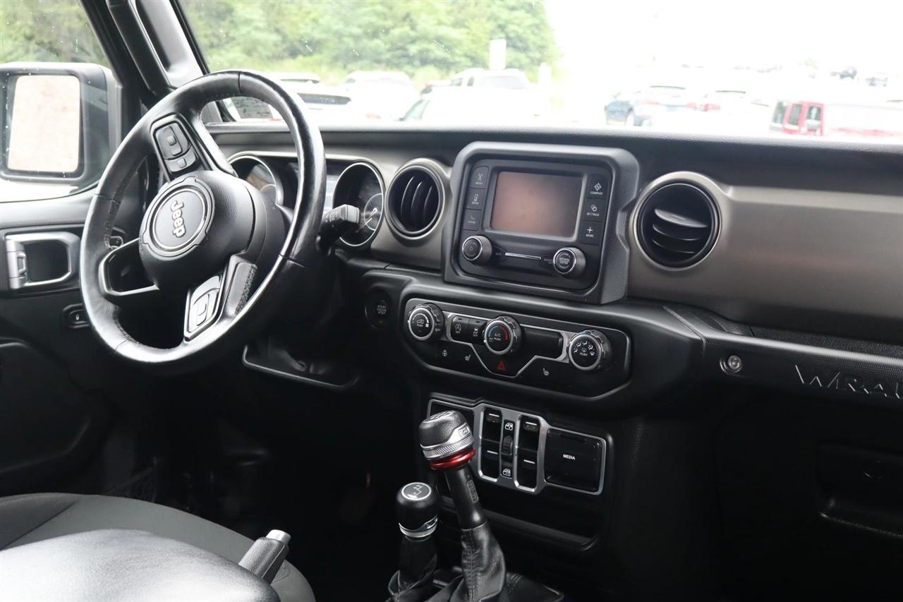 Jeep Wrangler Unlimited Sport 2018