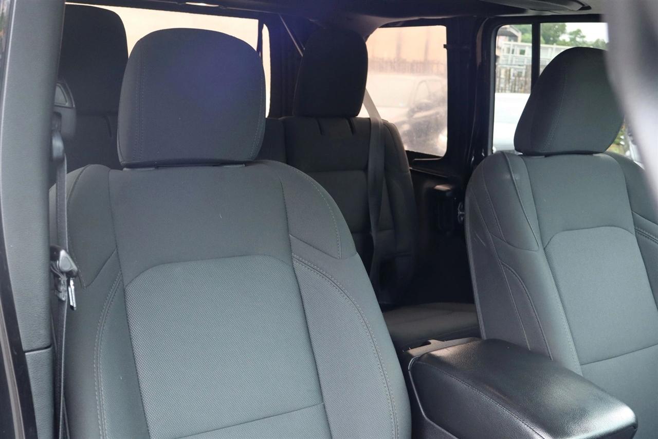 Jeep Wrangler Unlimited Sport 2018