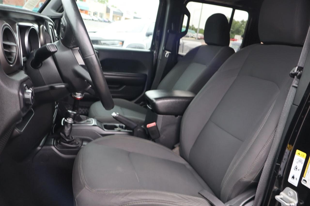 Jeep Wrangler Unlimited Sport 2018