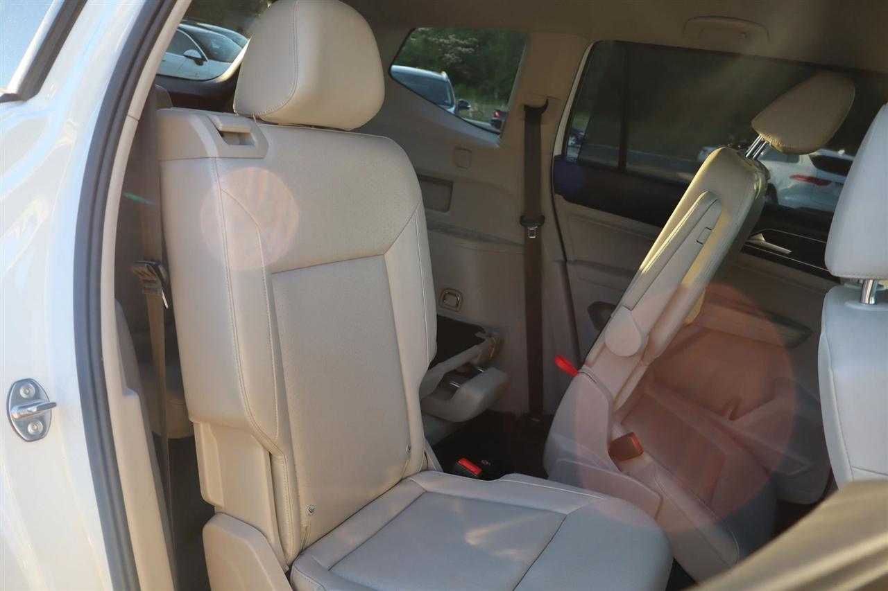 Volkswagen Atlas V6 SE w/Technology R-Line 4MOTION 2019