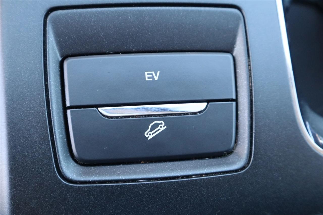Ford Fusion Energi SE 2018