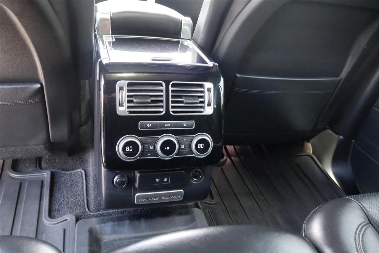 Land Rover Range Rover Supercharged LWB 2016