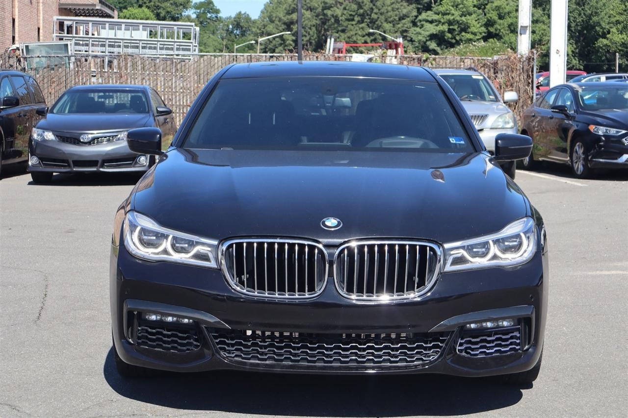 BMW 7-Series 750i 2018