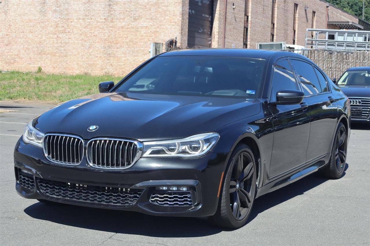 BMW 7-Series 750i 2018