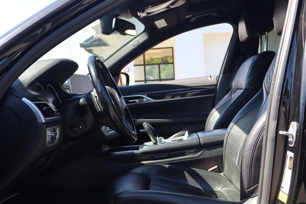 BMW 7-Series 750i 2018